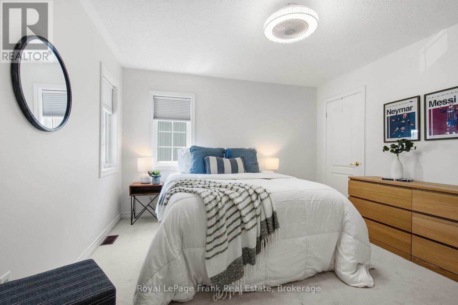 12 PRINCETON COURT - 21