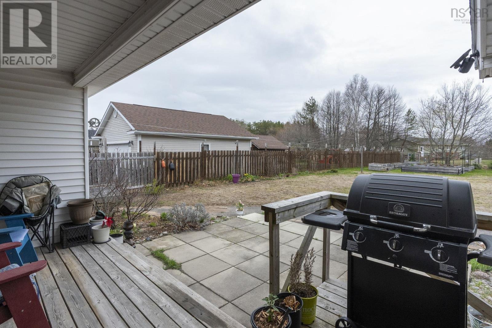 2486 Highway 1 - 44