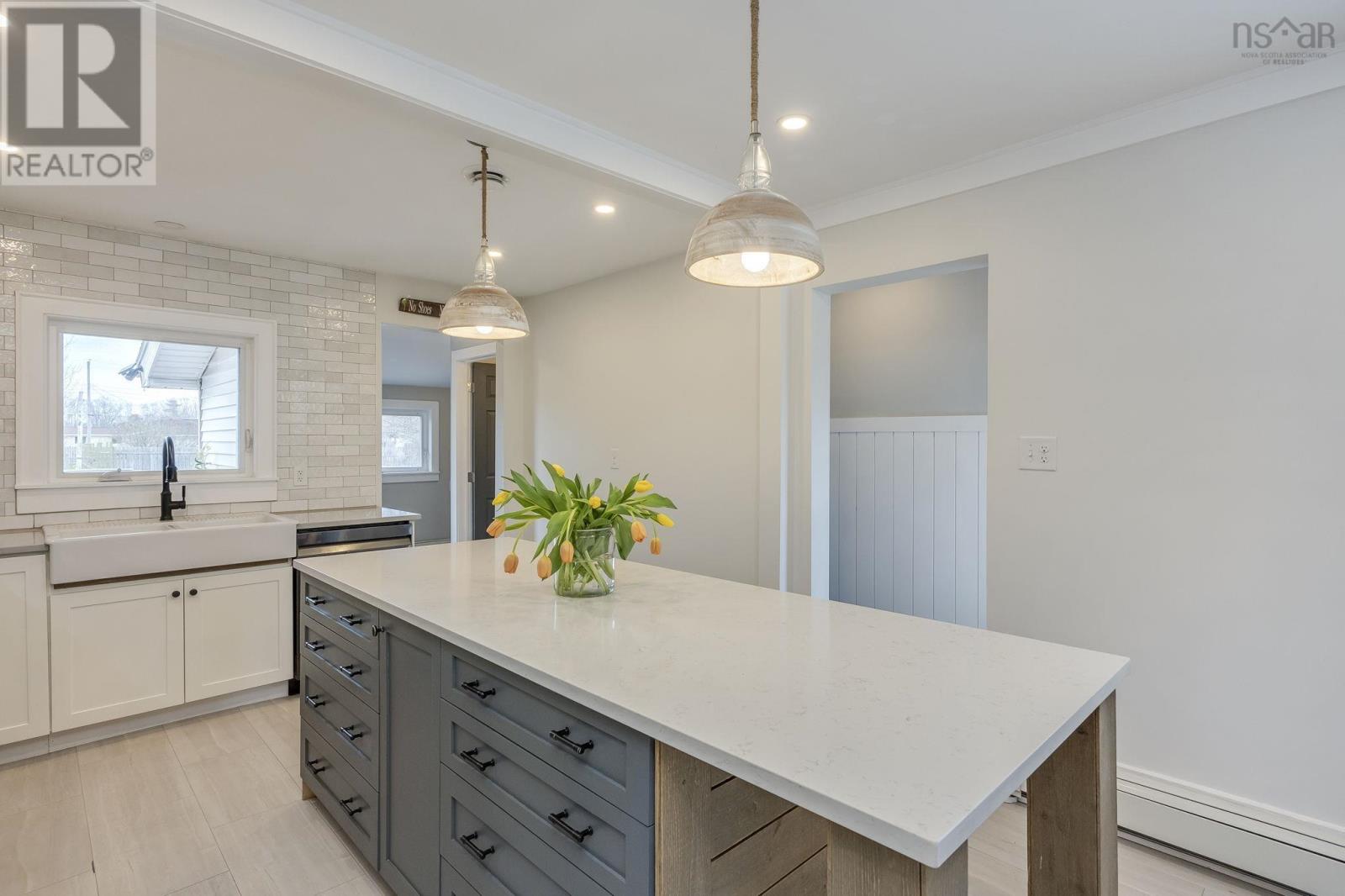 2486 Highway 1 - 9