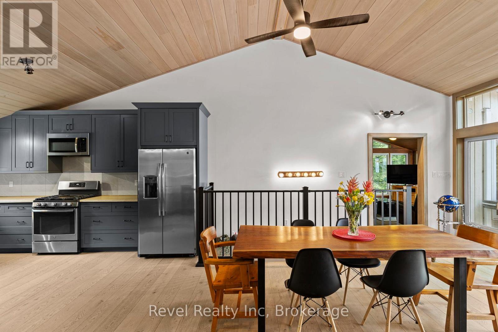 30 SPARROW ROAD - 12