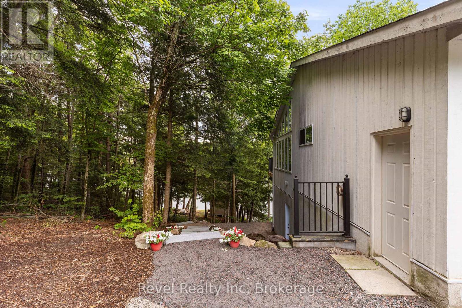30 SPARROW ROAD - 31