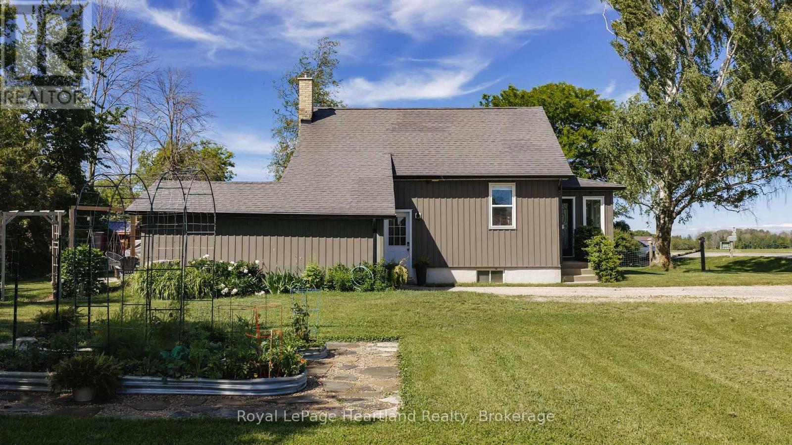 827 HIGHWAY 21 - Image 28