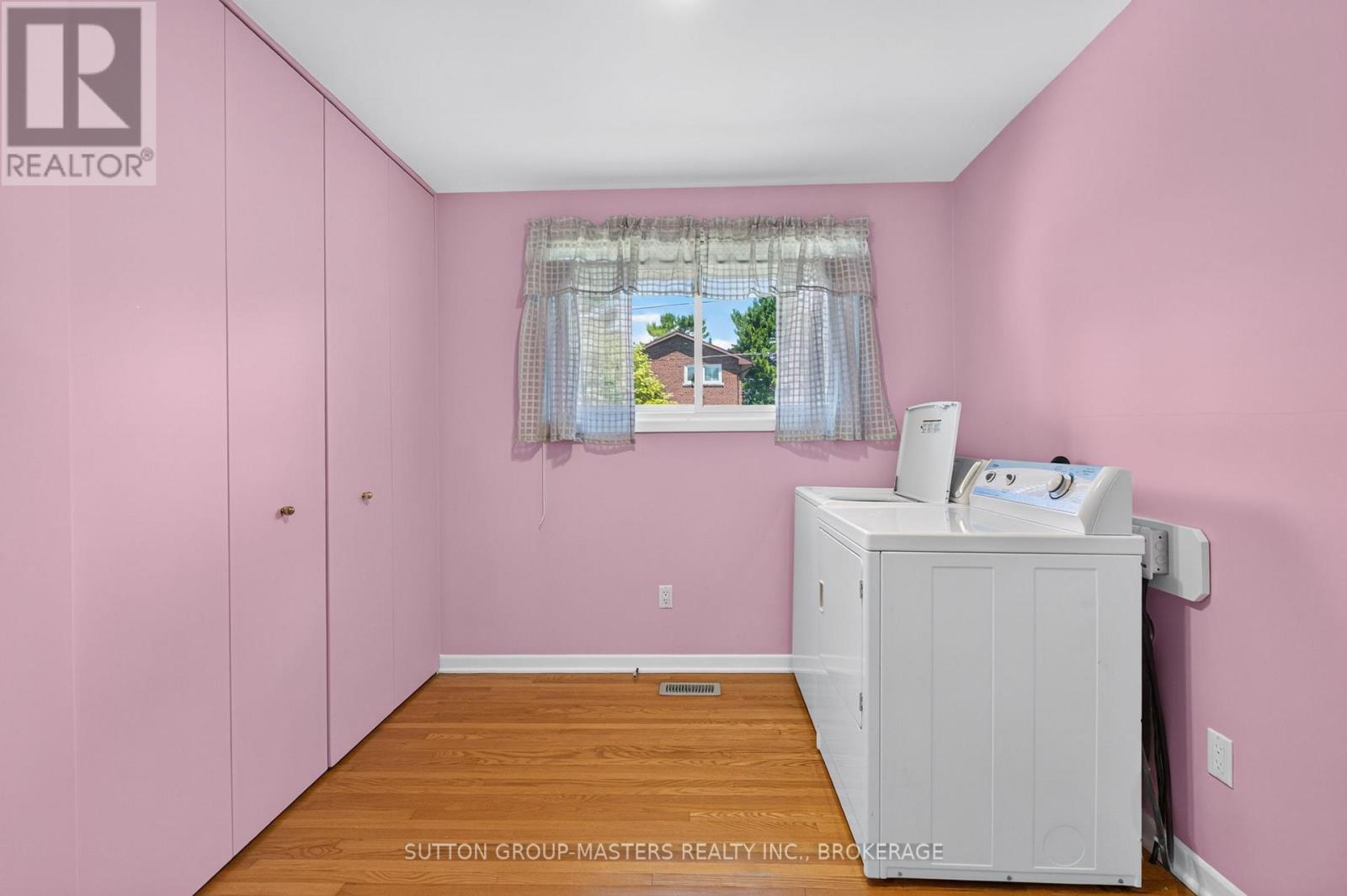 810 HAVERHILL DRIVE - 21