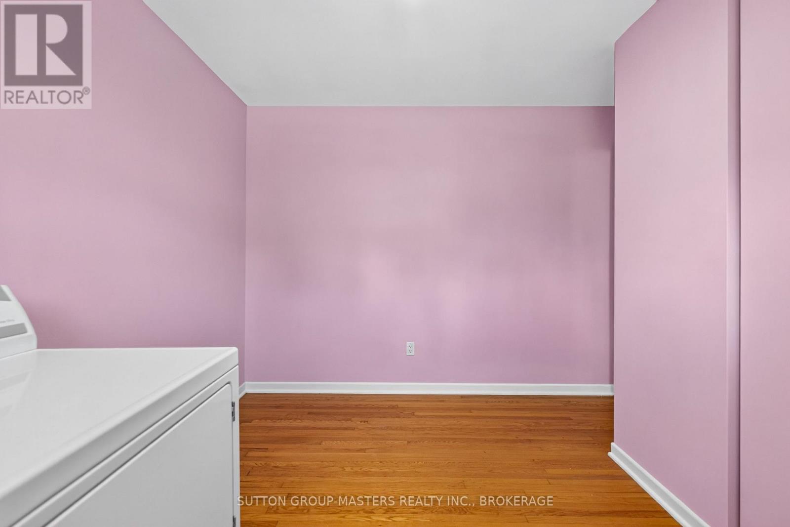 810 HAVERHILL DRIVE - 22