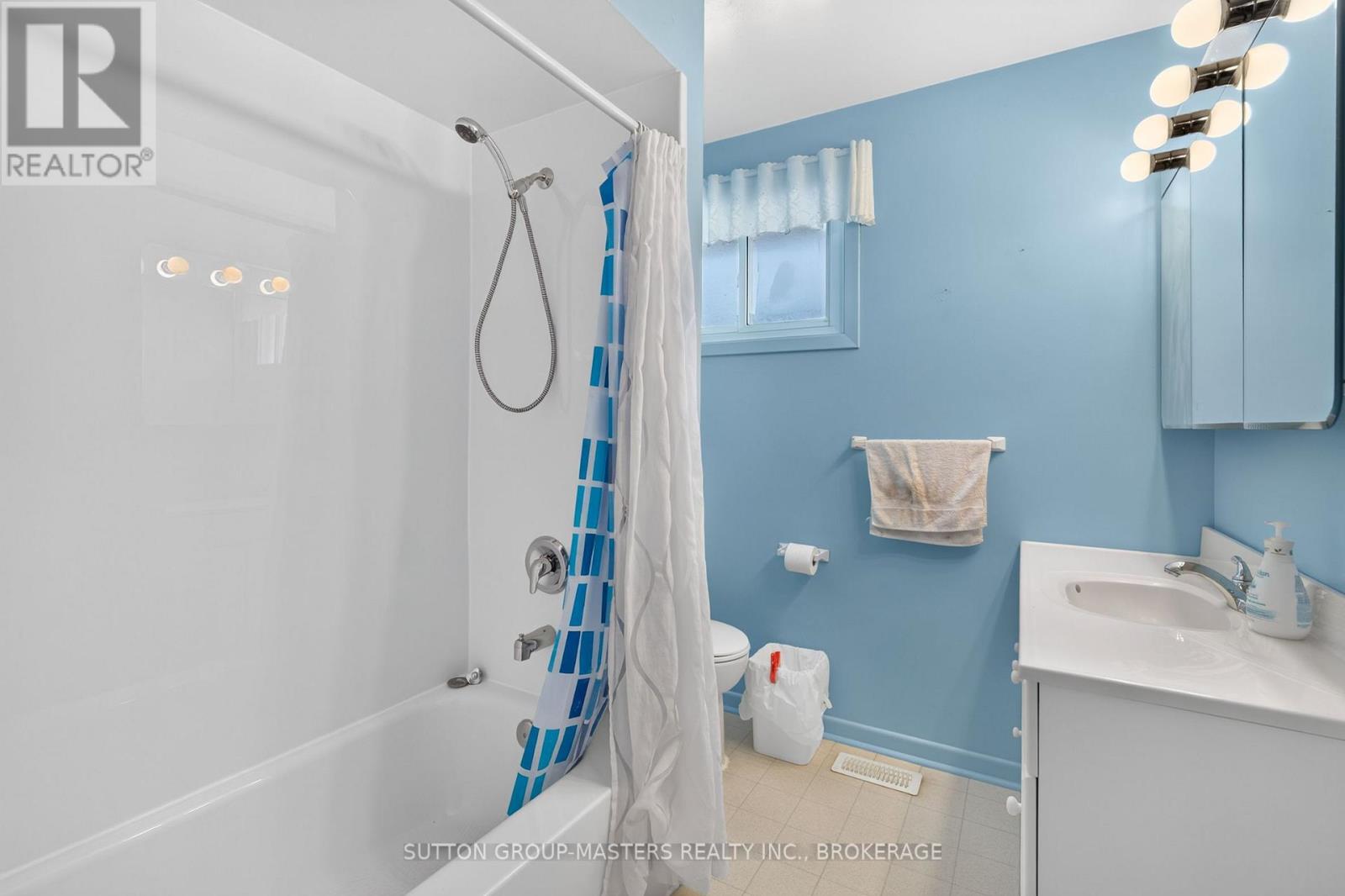 810 HAVERHILL DRIVE - 24