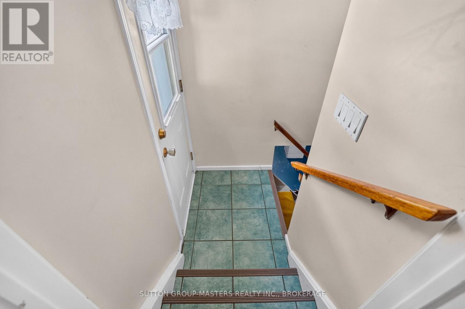 810 HAVERHILL DRIVE - 27