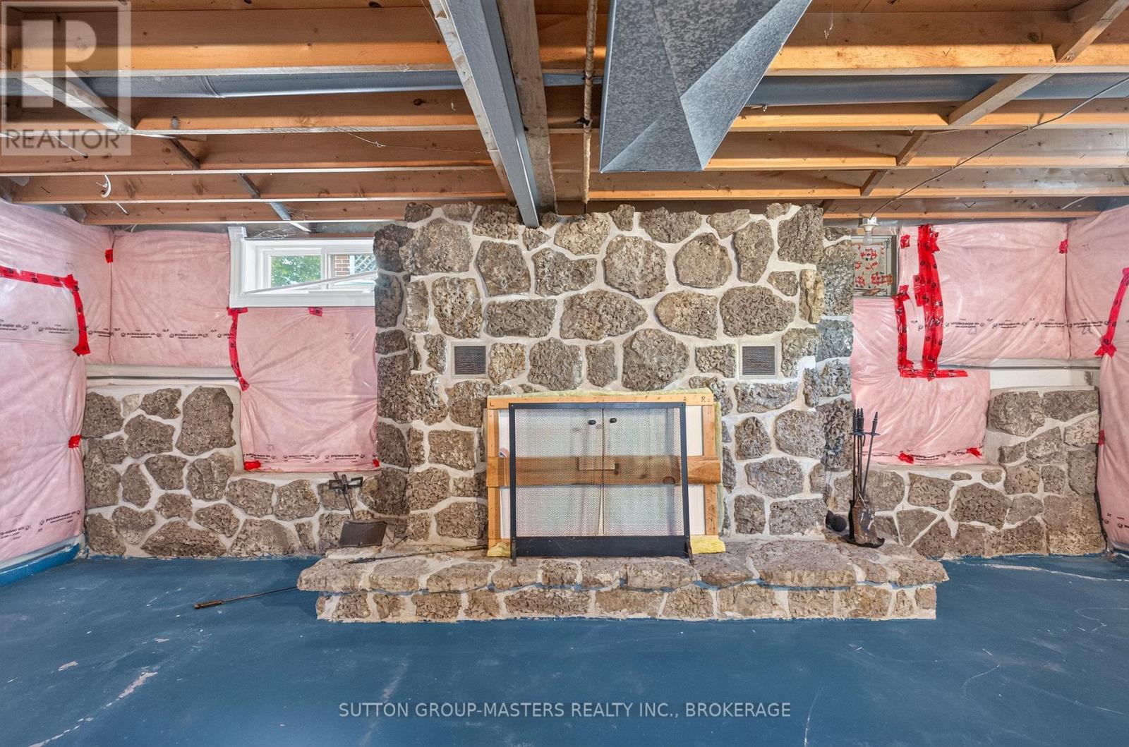 810 HAVERHILL DRIVE - 34