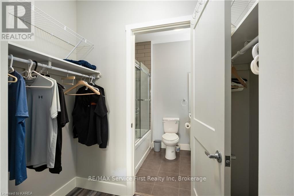 #206 130 WATER STREET - 23