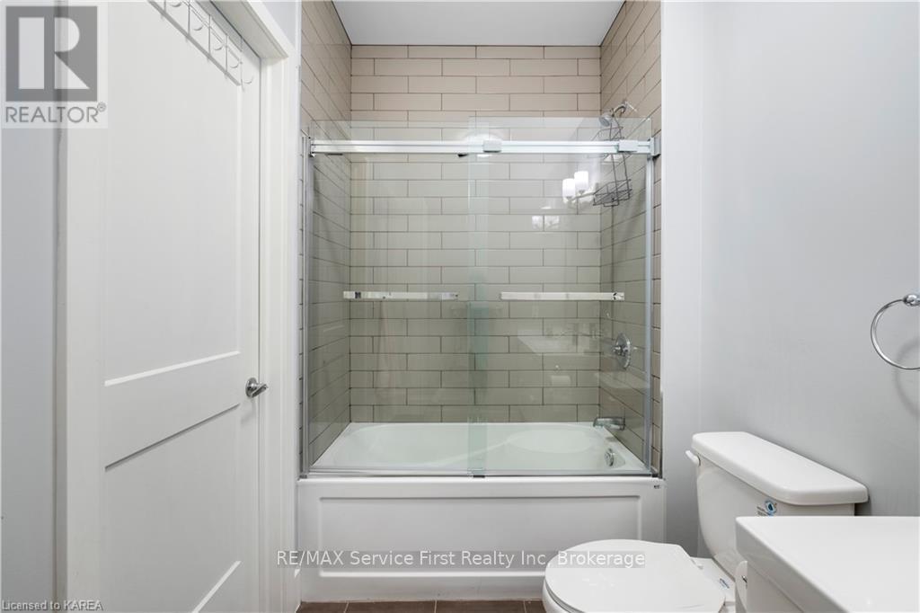 #206 130 WATER STREET - 25
