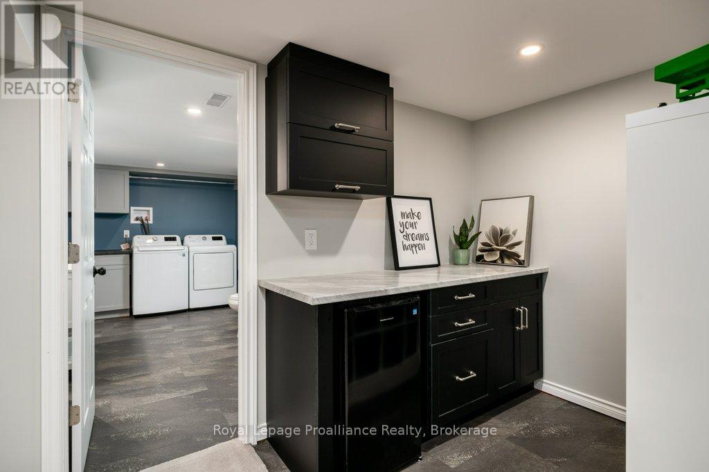 193 HENRY STREET - Image 26