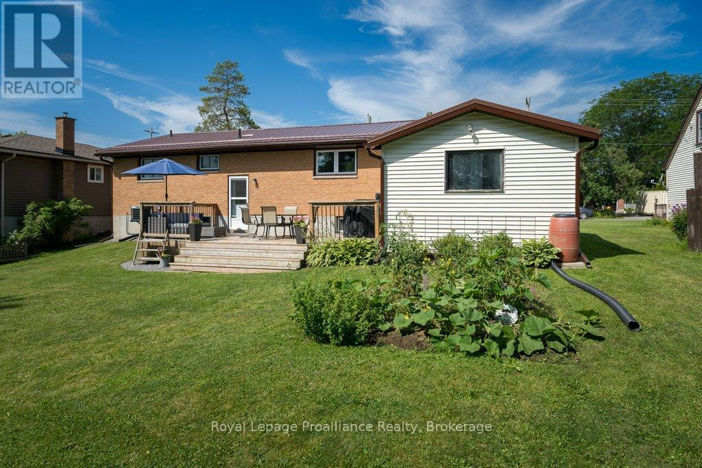 193 HENRY STREET - Image 35