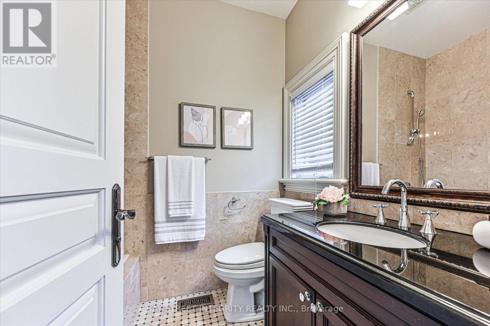 5 WESTGROVE CRESCENT - Image 31