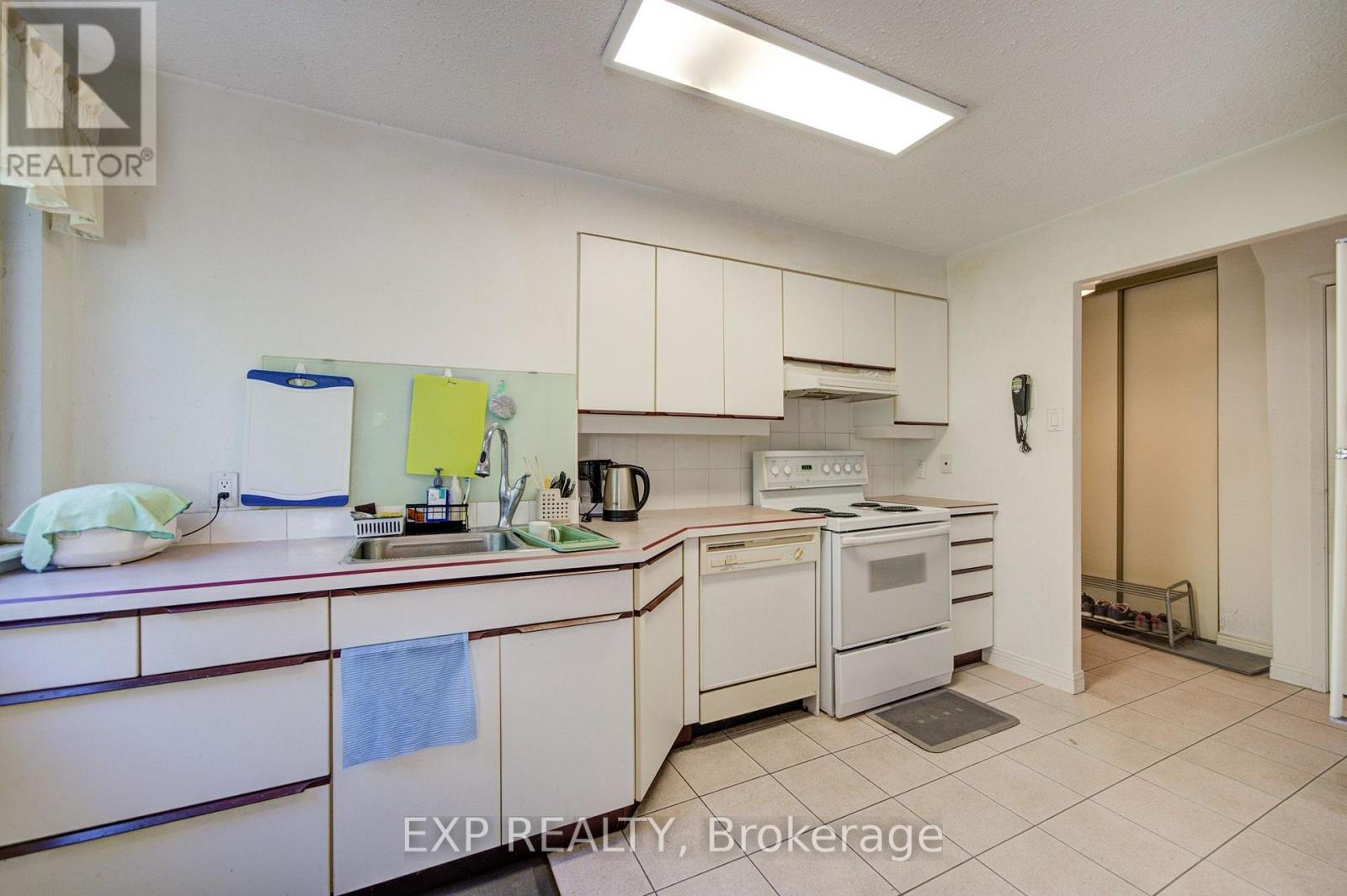 #220 4001 DON MILLS ROAD - 17