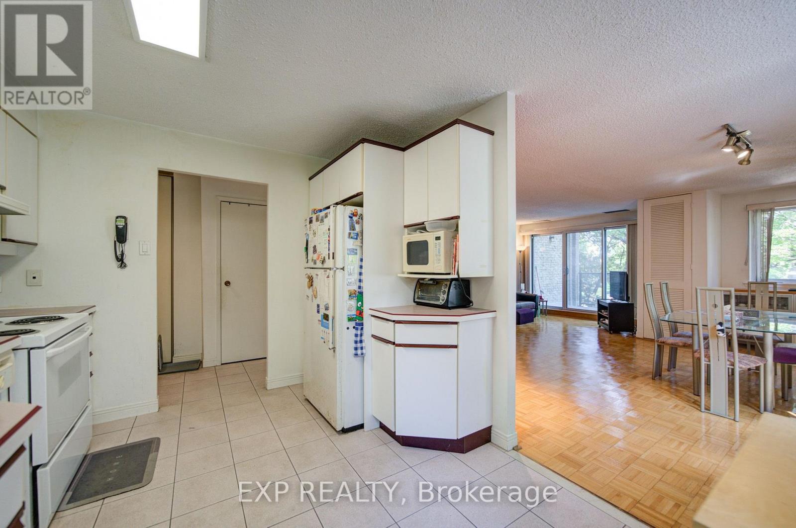 #220 4001 DON MILLS ROAD - 9
