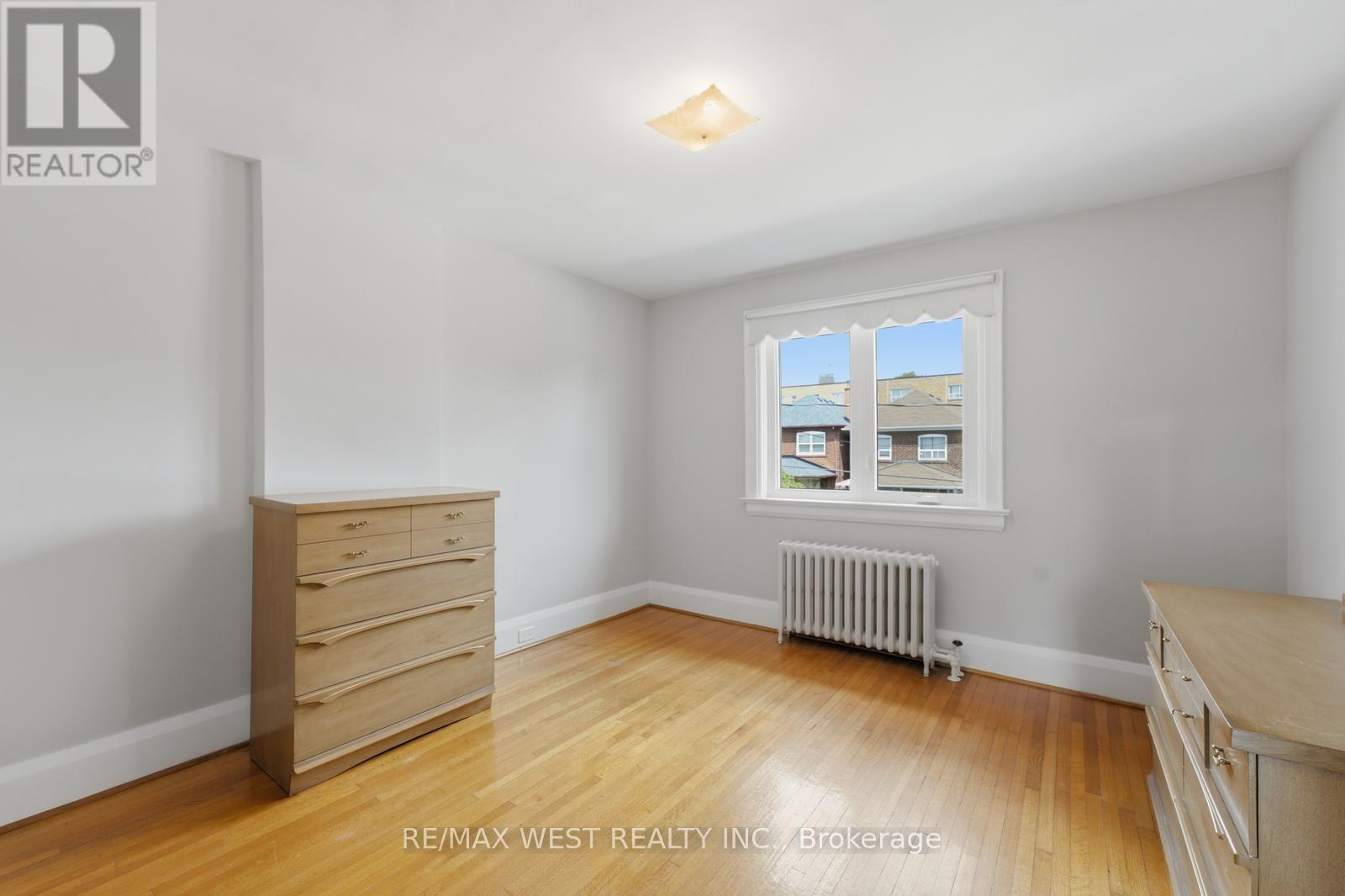 280 WESTMOUNT AVENUE - 24
