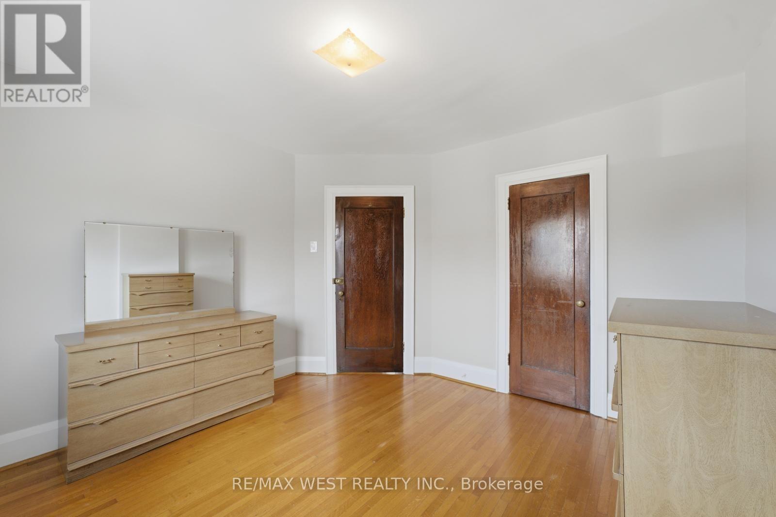 280 WESTMOUNT AVENUE - 26