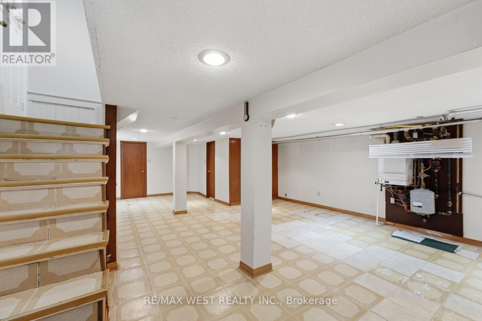 280 WESTMOUNT AVENUE - 38