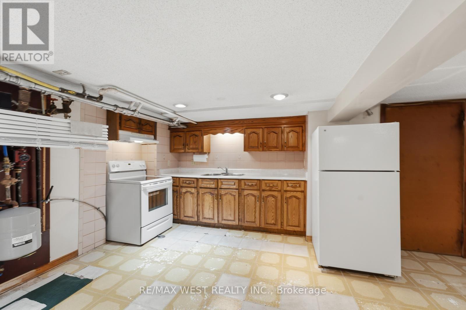 280 WESTMOUNT AVENUE - 41
