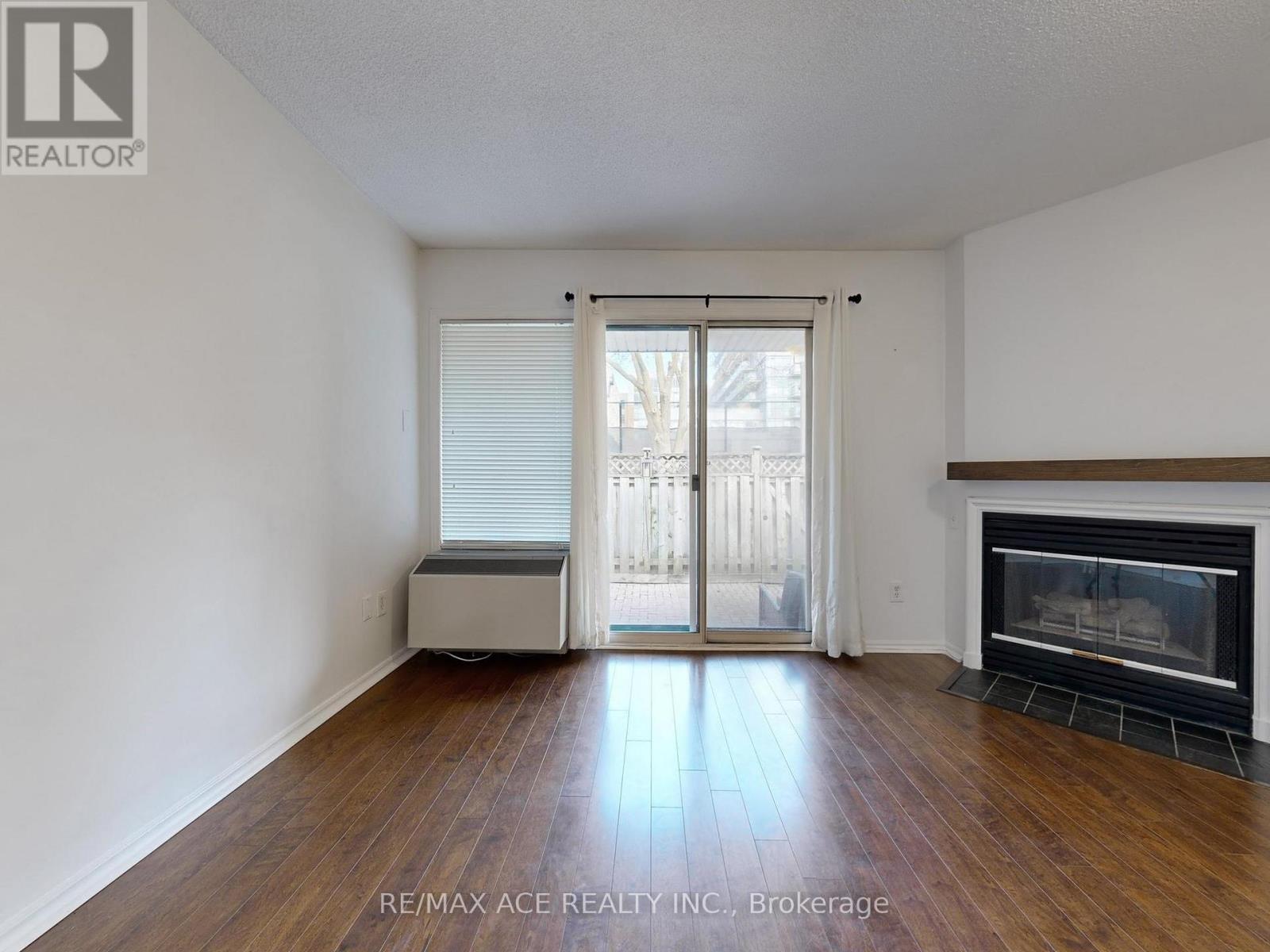 #14 660B WELLINGTON STREET W - 10