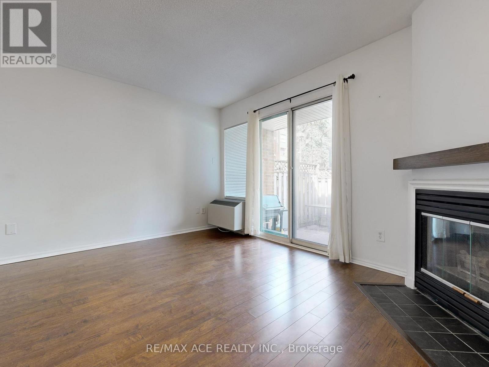 #14 660B WELLINGTON STREET W - 11