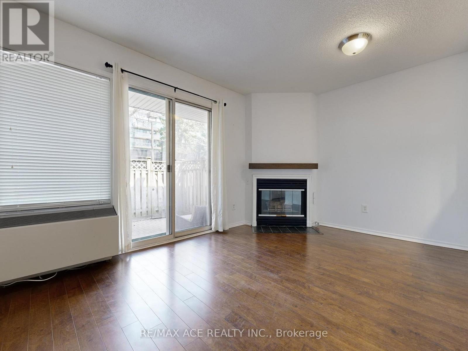 #14 660B WELLINGTON STREET W - 9