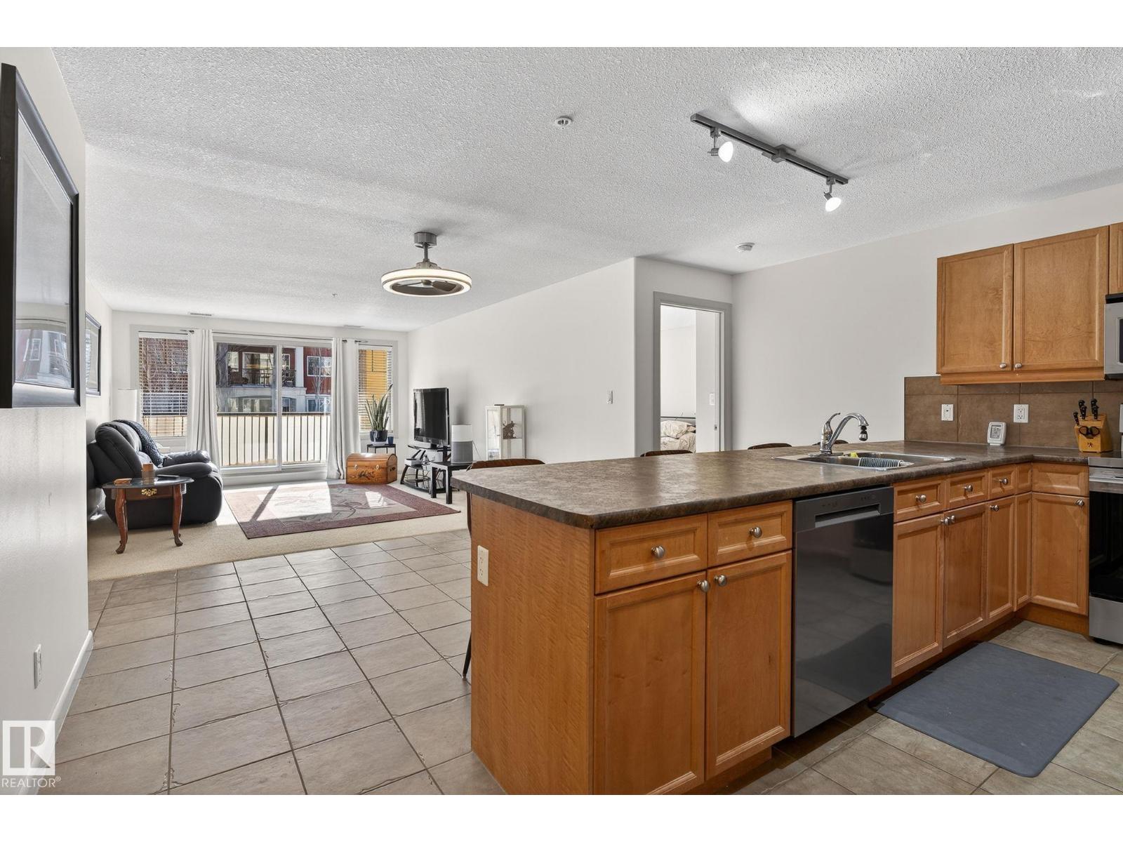 #222 400 PALISADES WY - 3