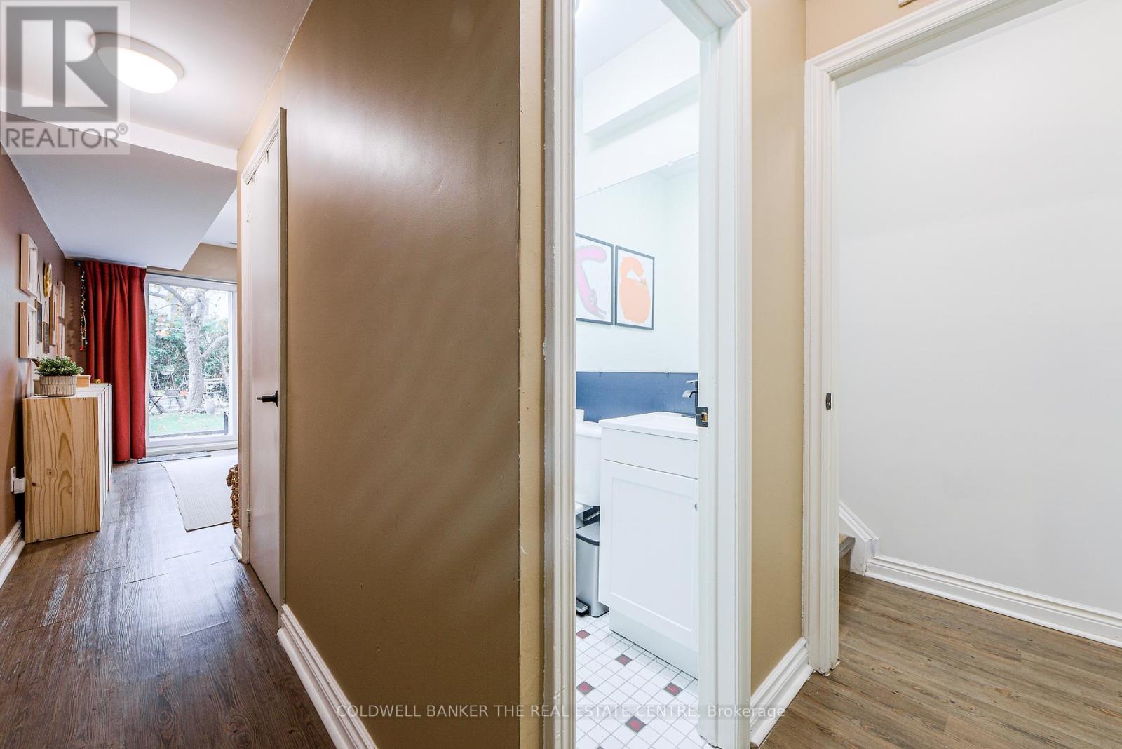 #6 45 BIRCHMOUNT ROAD - 33