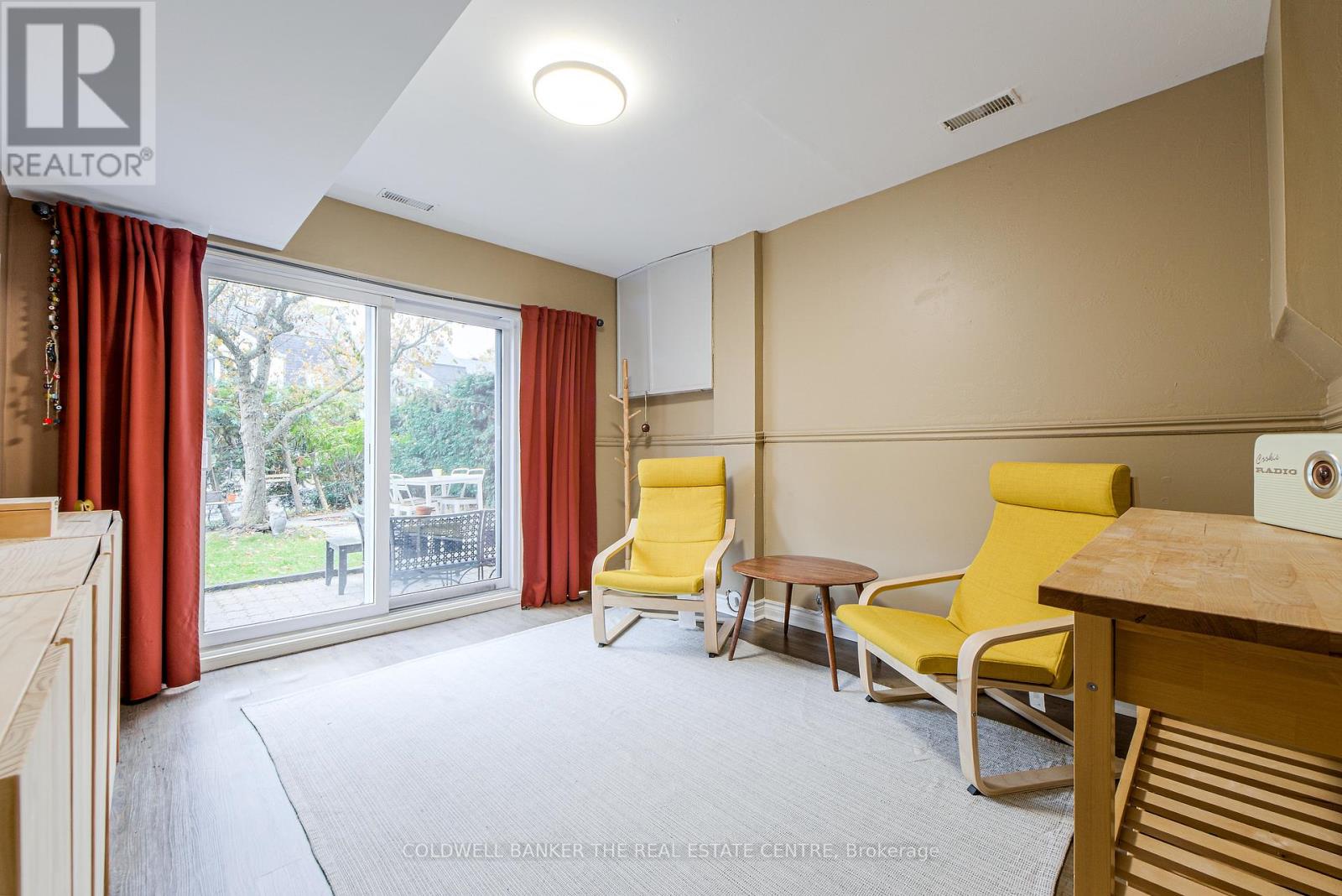 #6 45 BIRCHMOUNT ROAD - 35