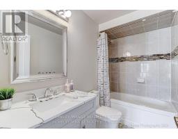 688a Midland Avenue, Toronto, ON M1K4C6 Photo 15