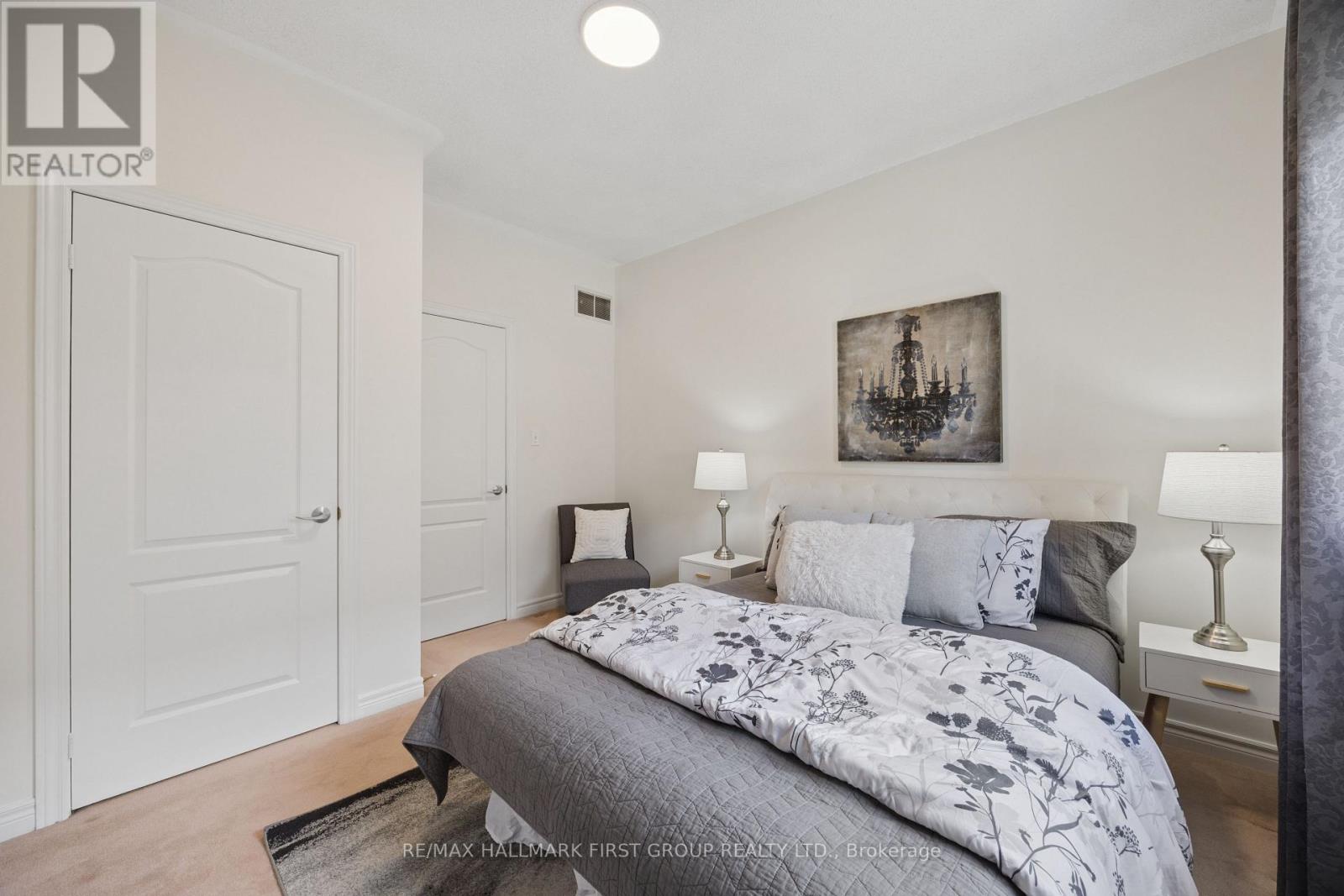2352 CANTERBURY CRESCENT - 13