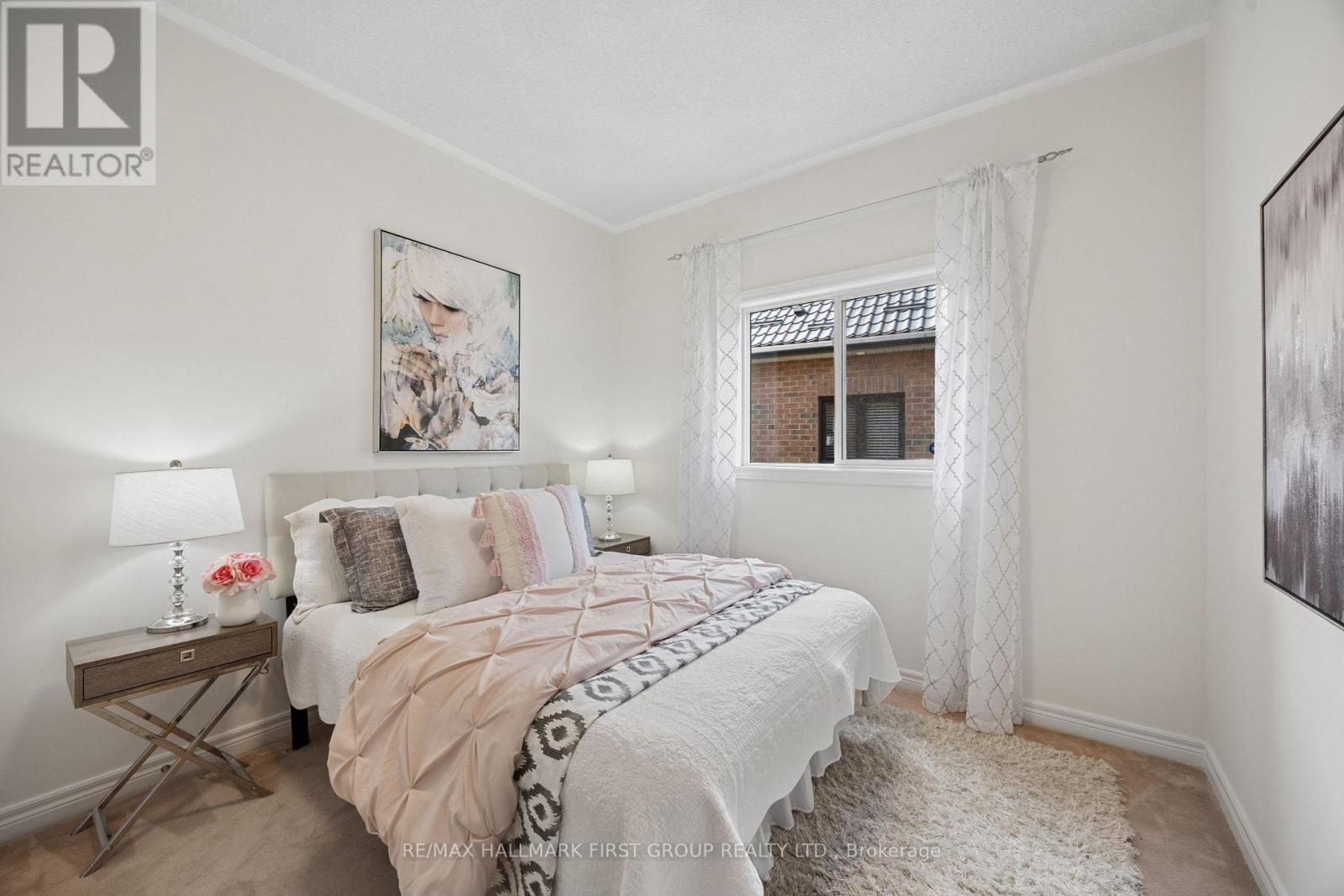 2352 CANTERBURY CRESCENT - 14