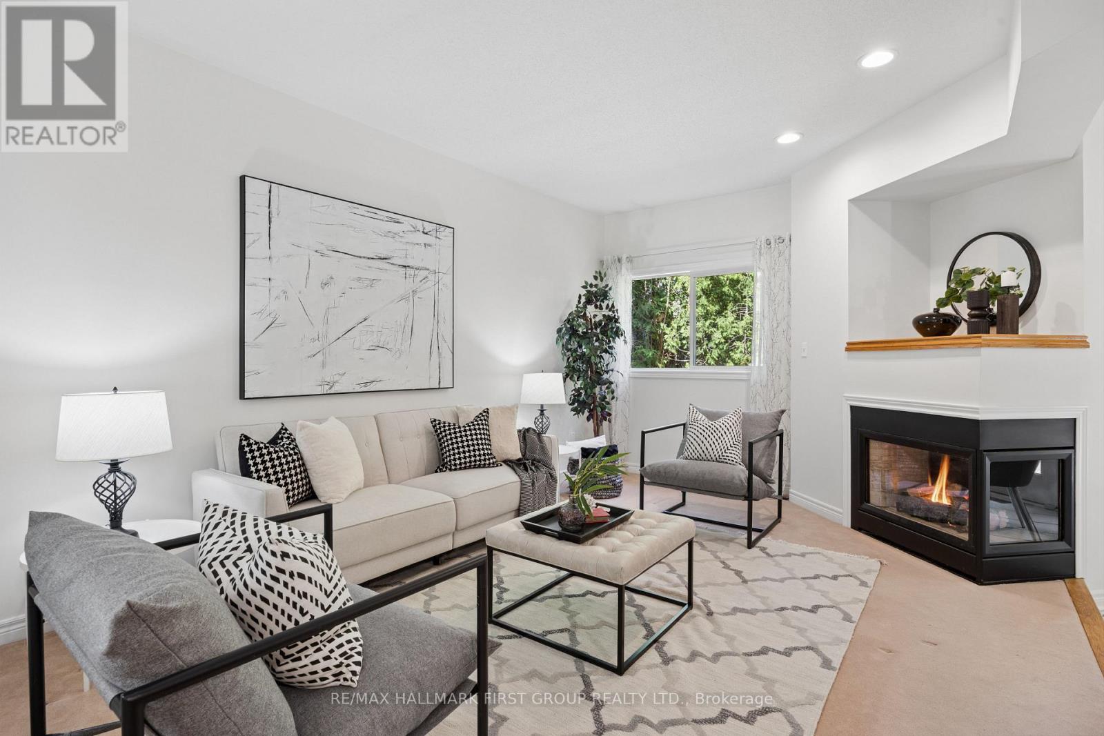 2352 CANTERBURY CRESCENT - 7