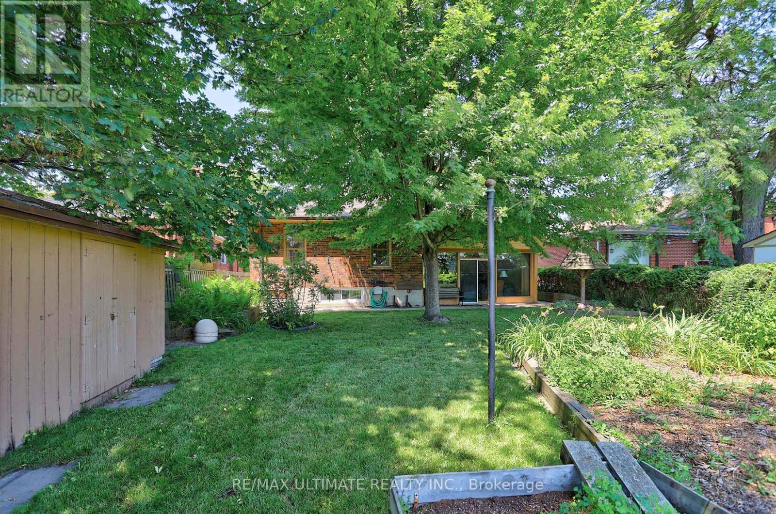 81 FLORA DRIVE - 48