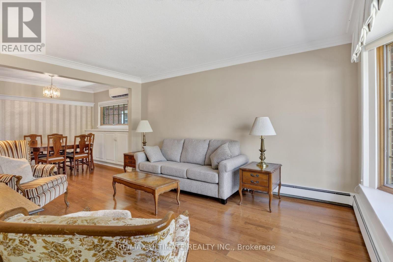 81 FLORA DRIVE - 7