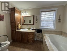 820 Ville Marie Drive thumbnail 15