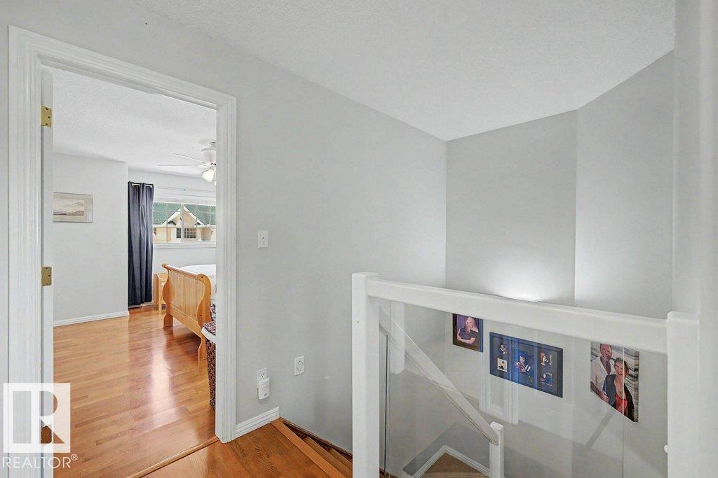 #39 2419 133 AV NW - 25