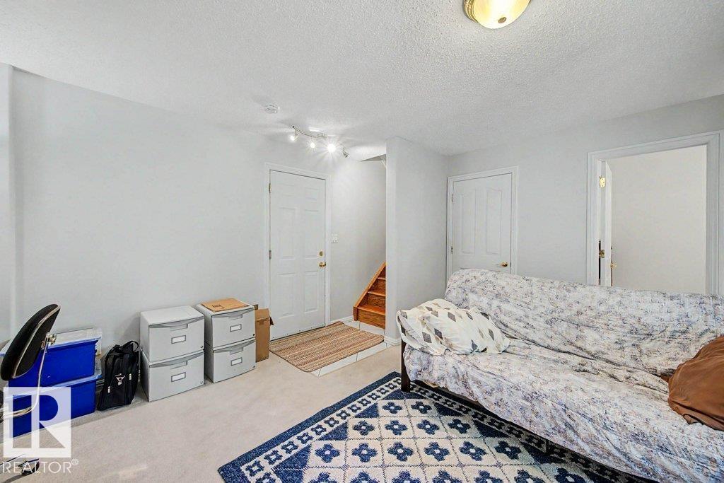 #39 2419 133 AV NW - 45