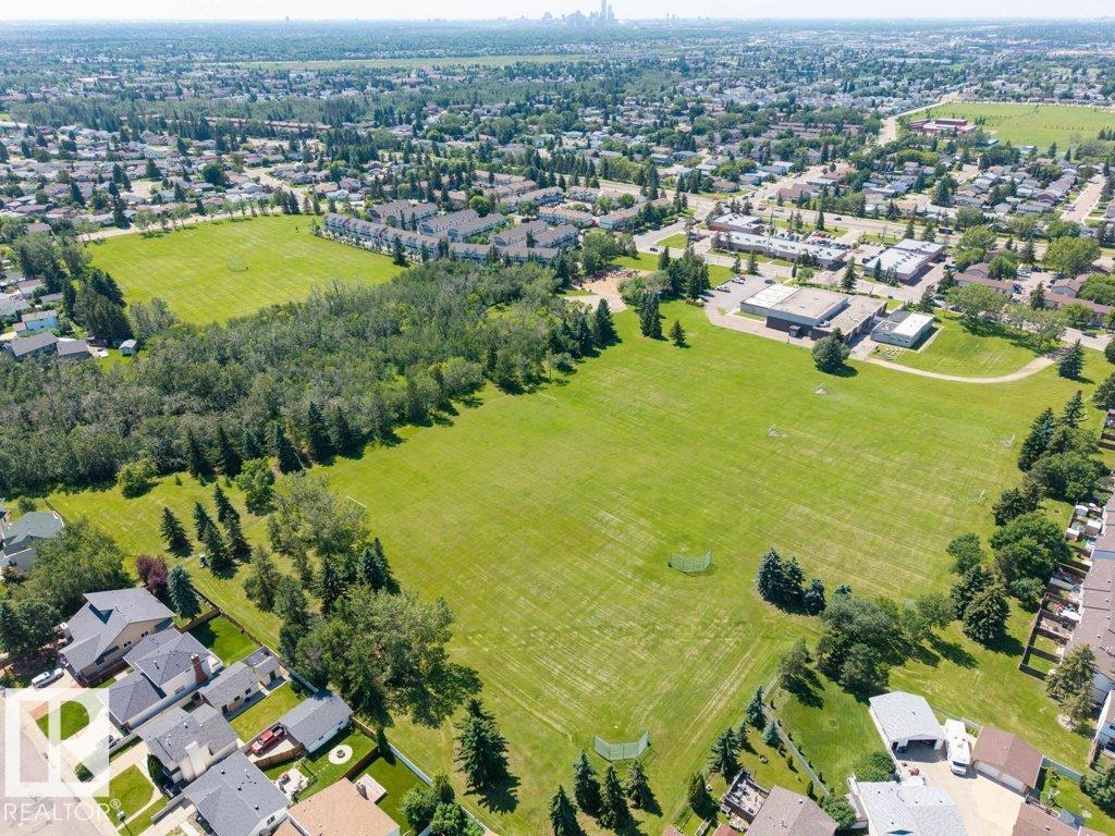 #39 2419 133 AV NW - 61