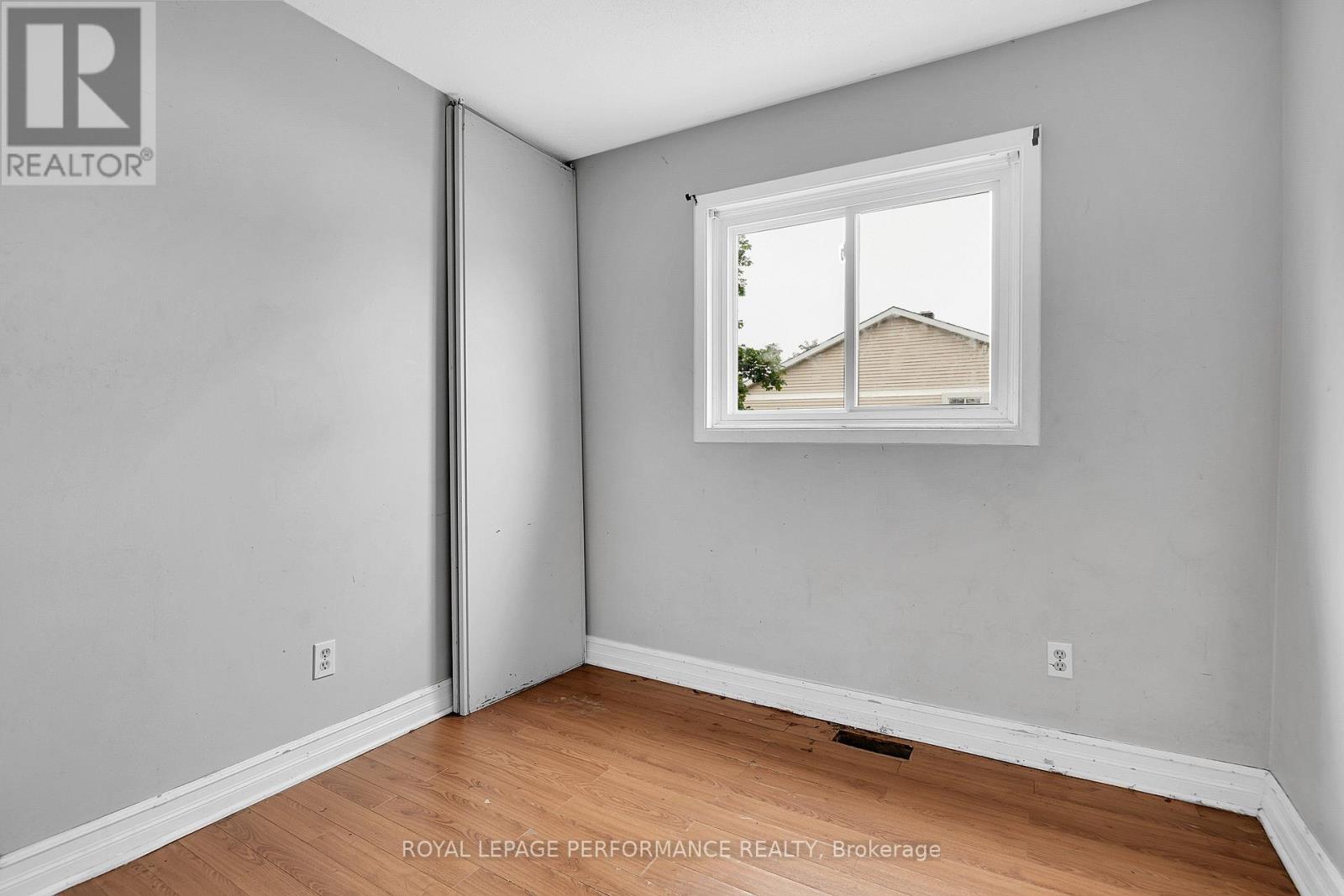 #33 1907 COLORADO LANE - 11