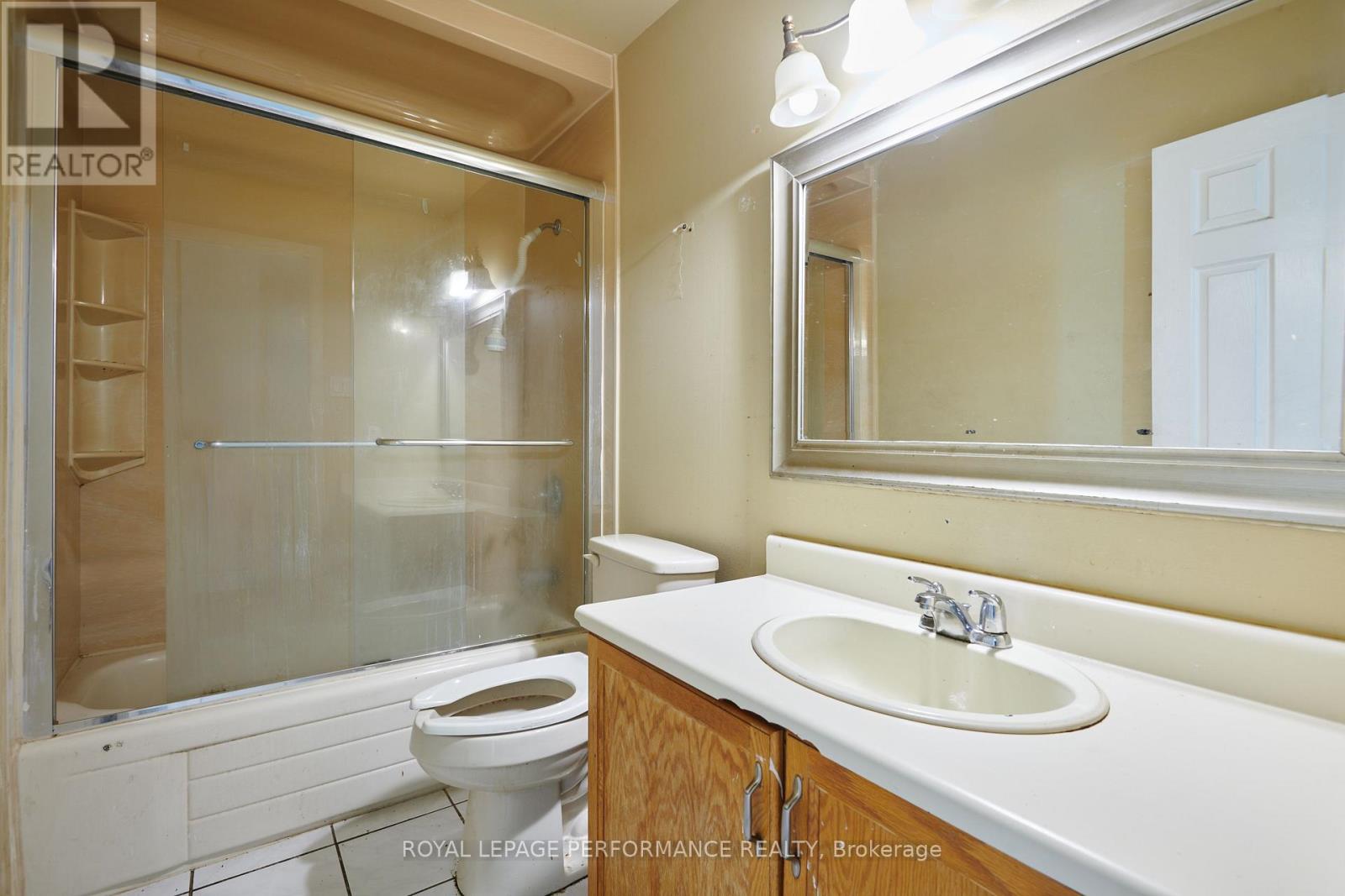 #33 1907 COLORADO LANE - 12