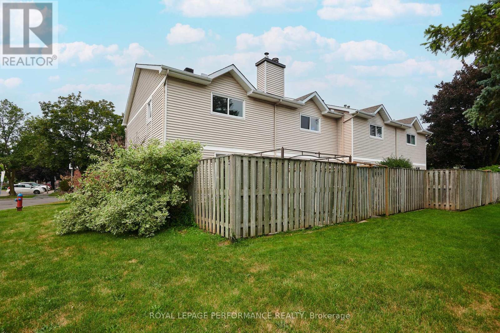 #33 1907 COLORADO LANE - 15