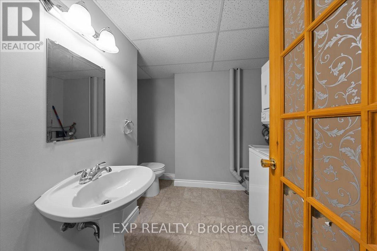 140 CASTLEGREEN PRIVATE - 16