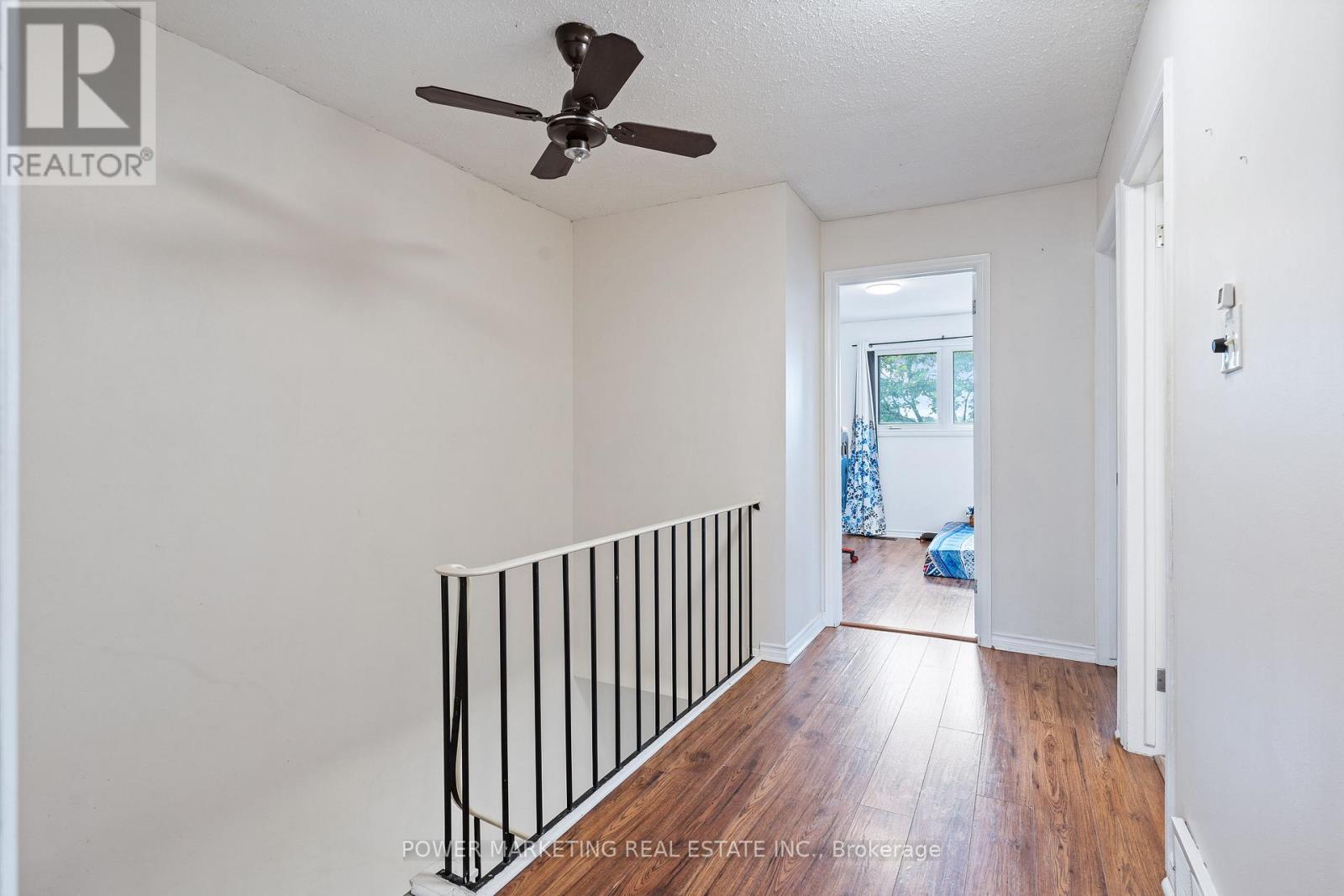#76 2111 MONTREAL ROAD - 19