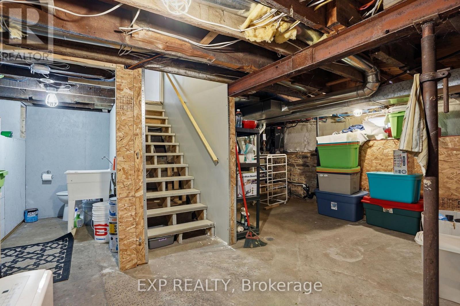599 VICTOR STREET - 22