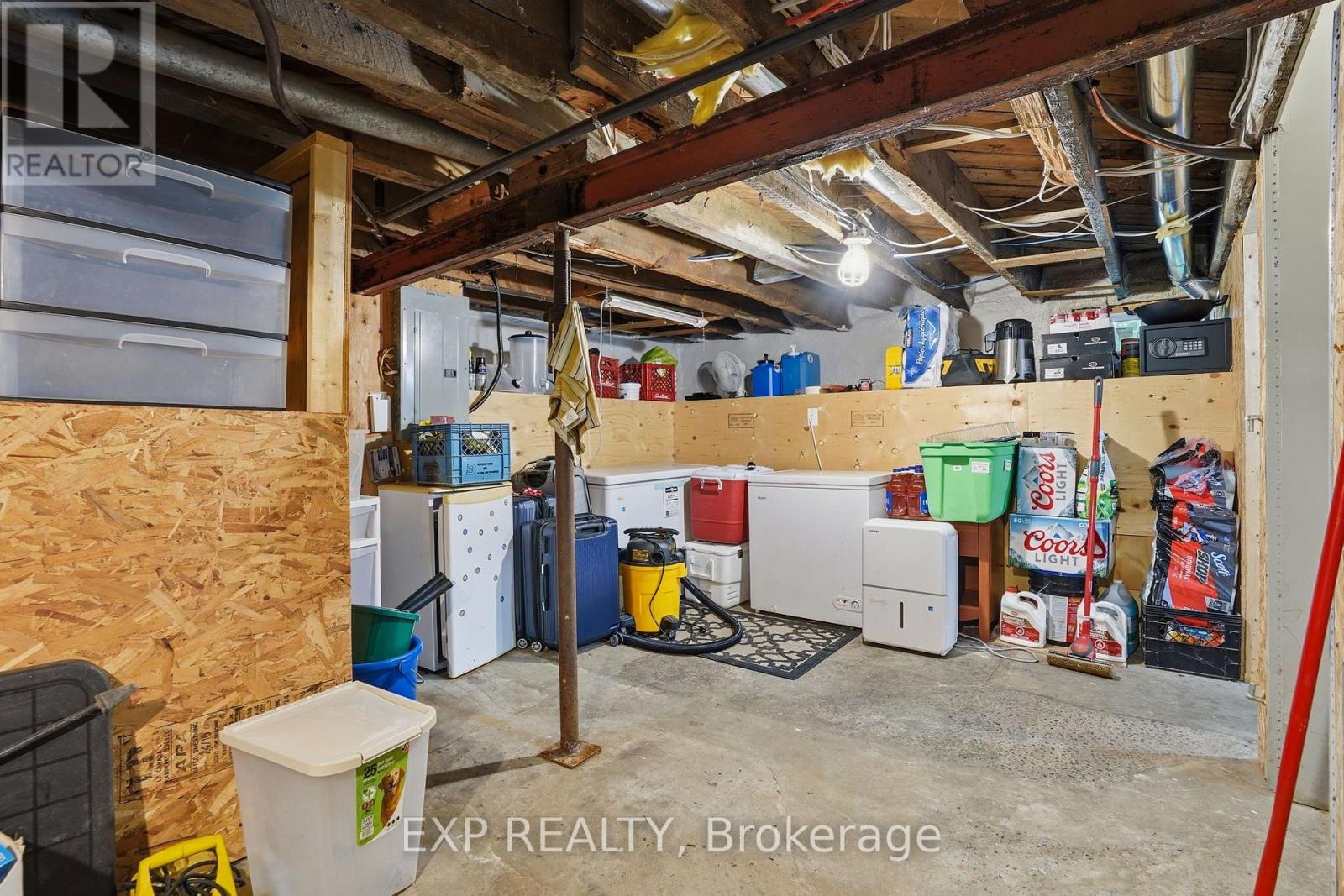 599 VICTOR STREET - 23