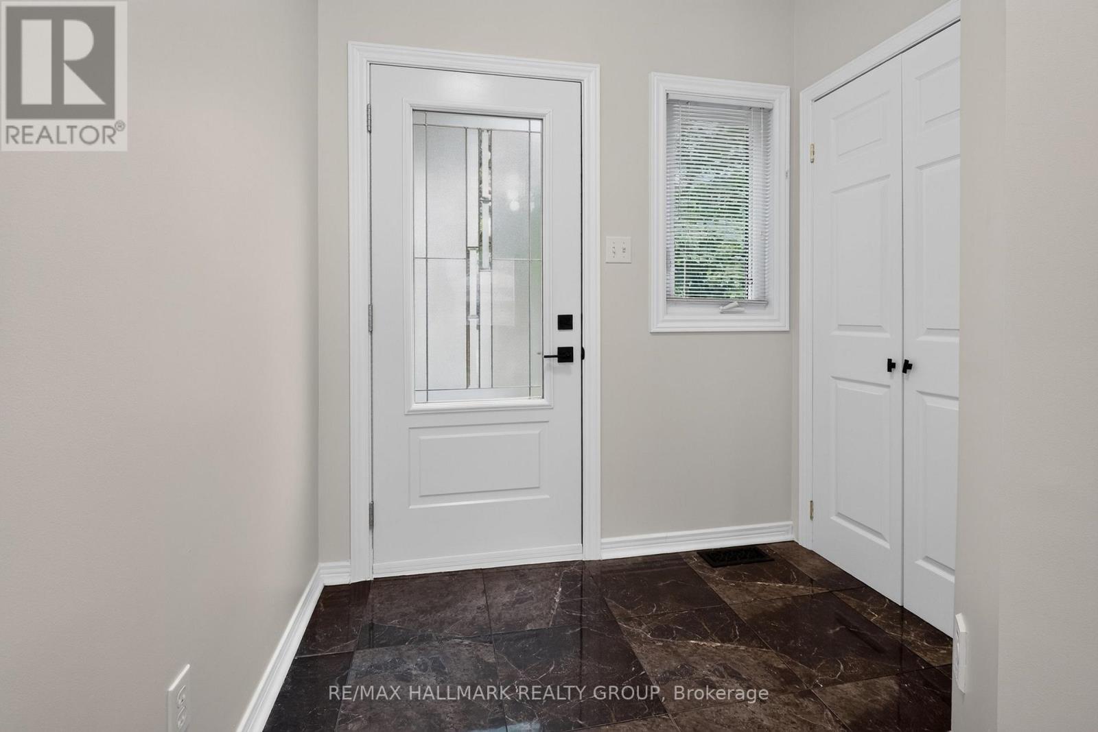 1493 LAUNAY AVENUE - 12