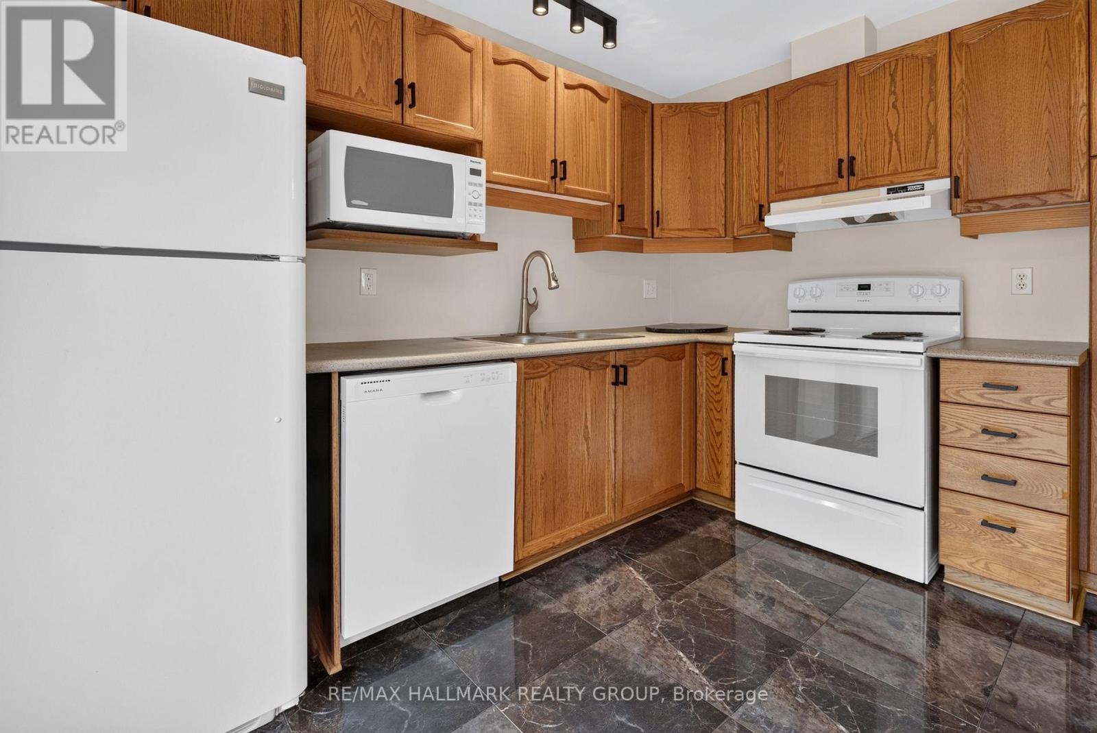 1493 LAUNAY AVENUE - 16