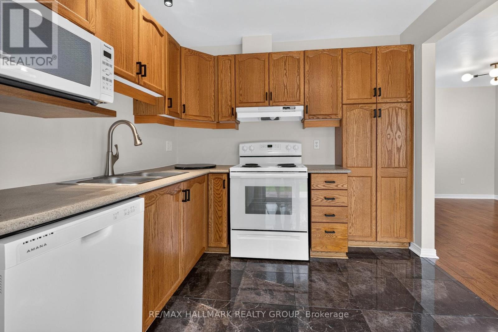 1493 LAUNAY AVENUE - 17