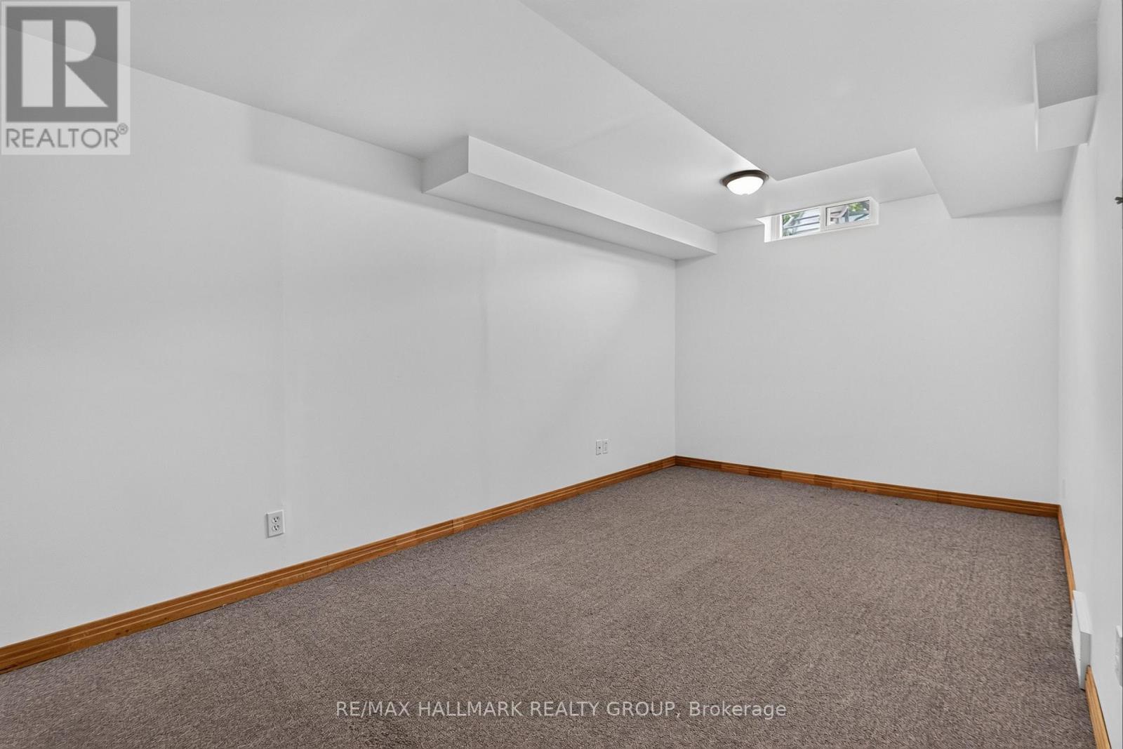 1493 LAUNAY AVENUE - 35