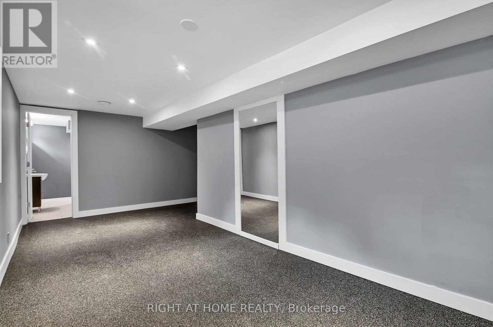 9 LEETOM CRESCENT - 28